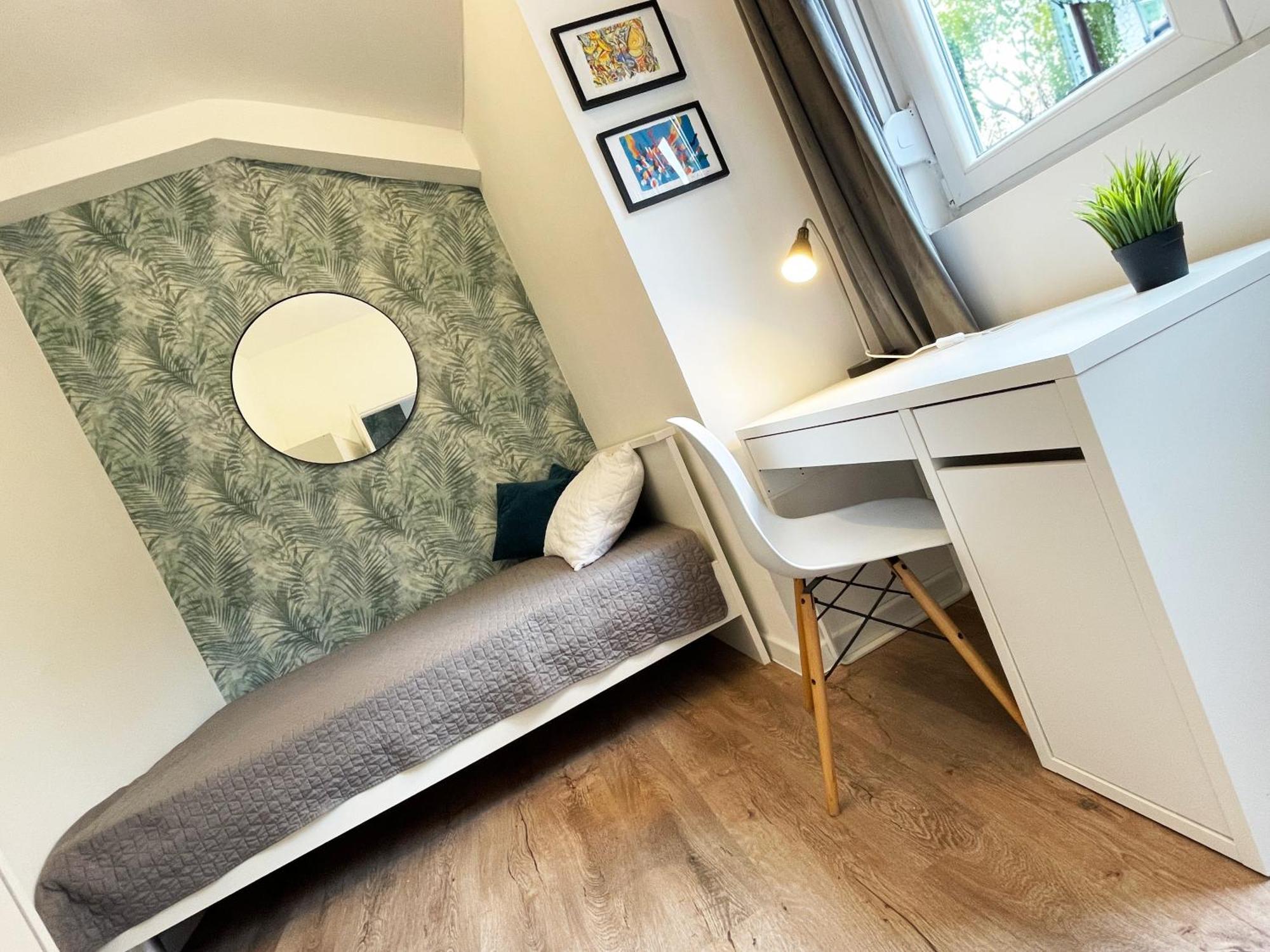Cute Apartment In Rijeka Near Beach With Parking Bagian luar foto